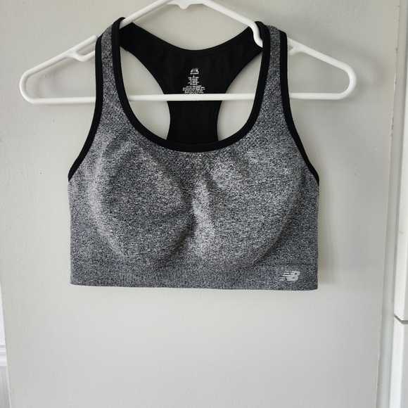 New Balance sports compression bra size L *missing the insert cups* - Picture 1 of 3